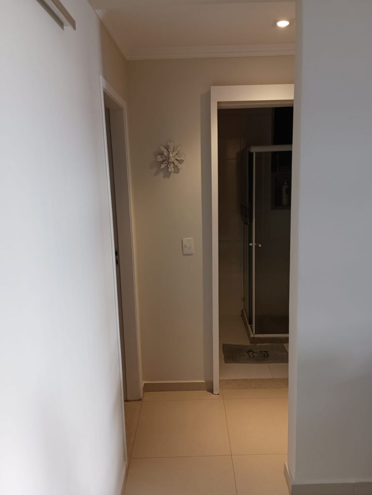 More em ótimo apartamento 2 dormitórios próximo ao estádio do Maracanã.