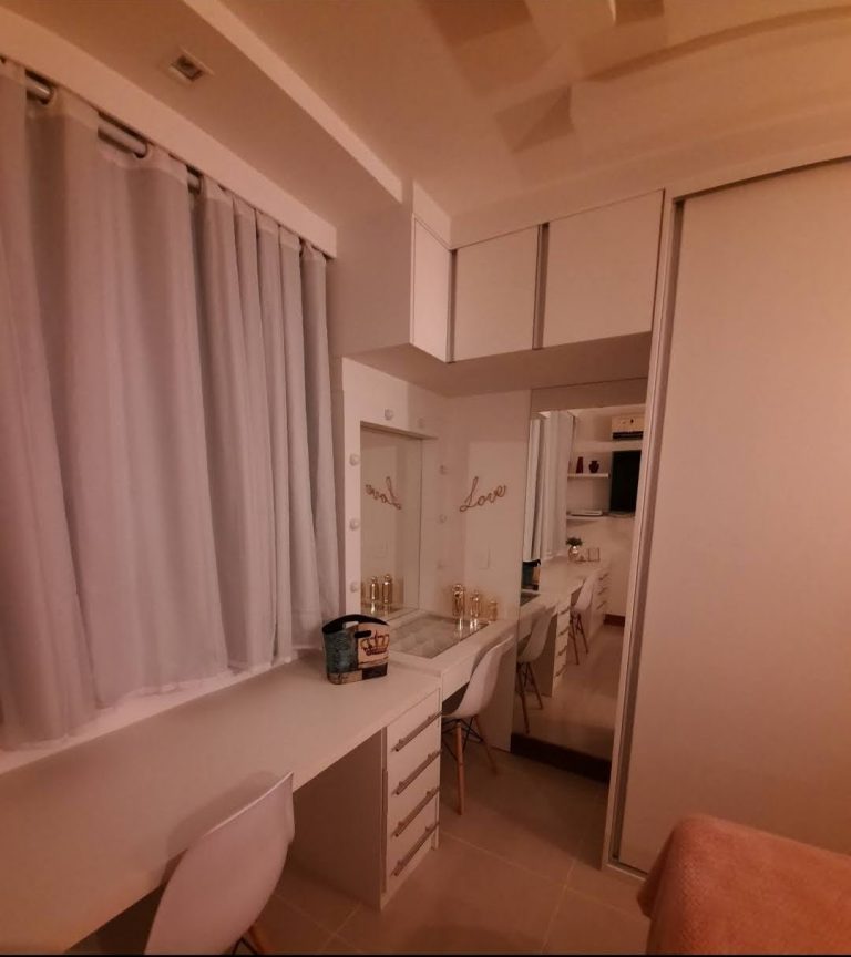 Apartamento com 3 suítes  no Recreio dos Bandeirantes