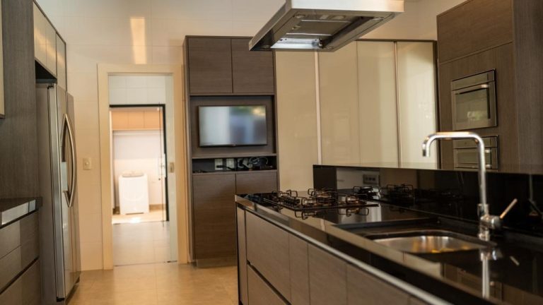 Casa Alto Padrão no Condomínio Santa Lúcia – Barra da Tijuca – Rio de Janeiro – RJ