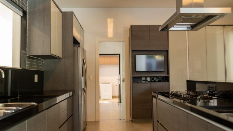 Casa Alto Padrão no Condomínio Santa Lúcia – Barra da Tijuca – Rio de Janeiro – RJ