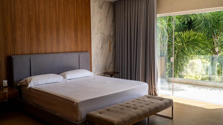 Casa Alto Padrão no Condomínio Santa Lúcia – Barra da Tijuca – Rio de Janeiro – RJ