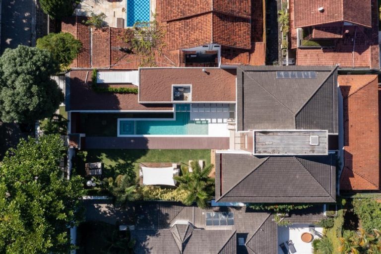 Casa Alto Padrão no Condomínio Santa Lúcia – Barra da Tijuca – Rio de Janeiro – RJ