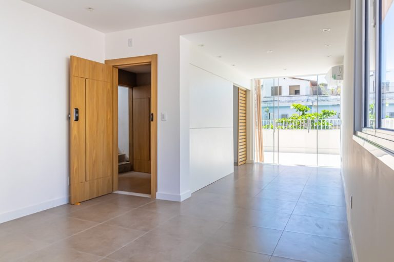 Excelente cobertura no Bairro Peixoto – Copacabana.