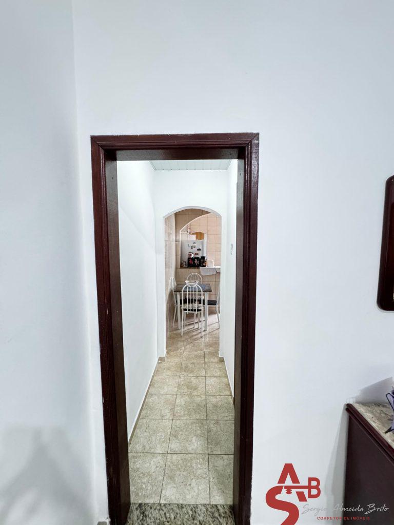 Ótima casa de vila em Campinho.