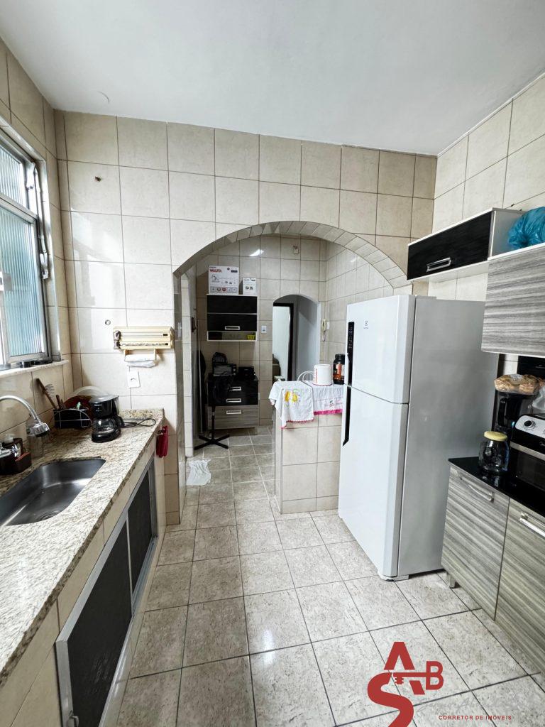 Ótima casa de vila em Campinho.