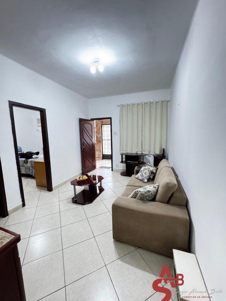 Ótima casa de vila em Campinho.