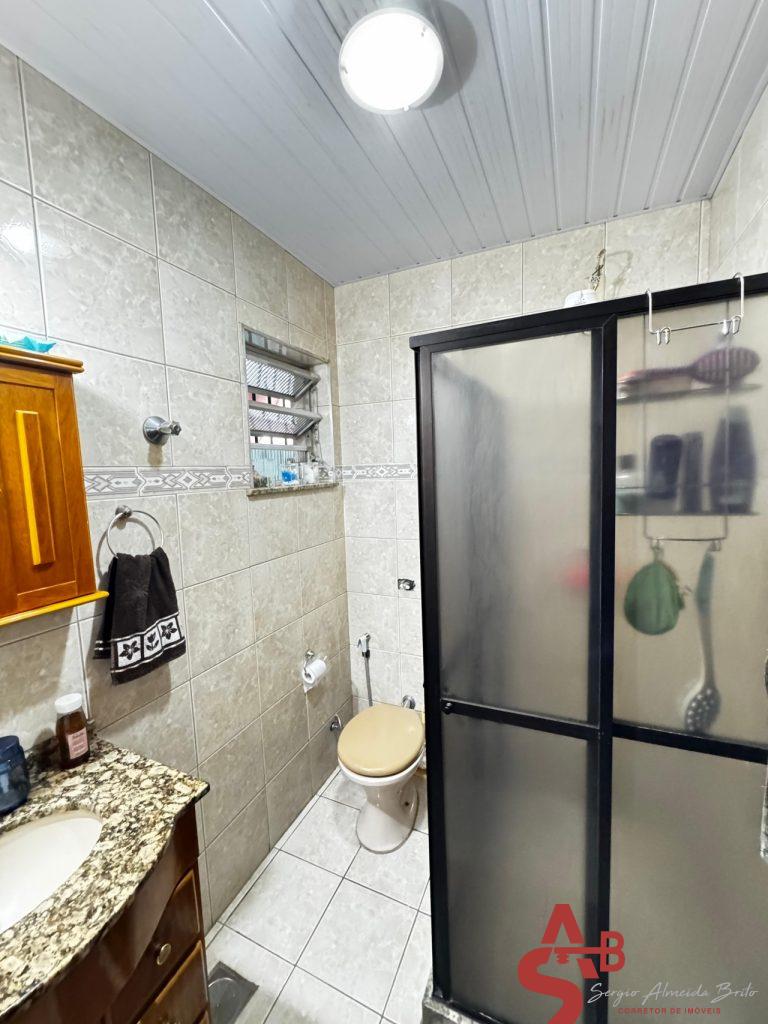 Ótima casa de vila em Campinho.