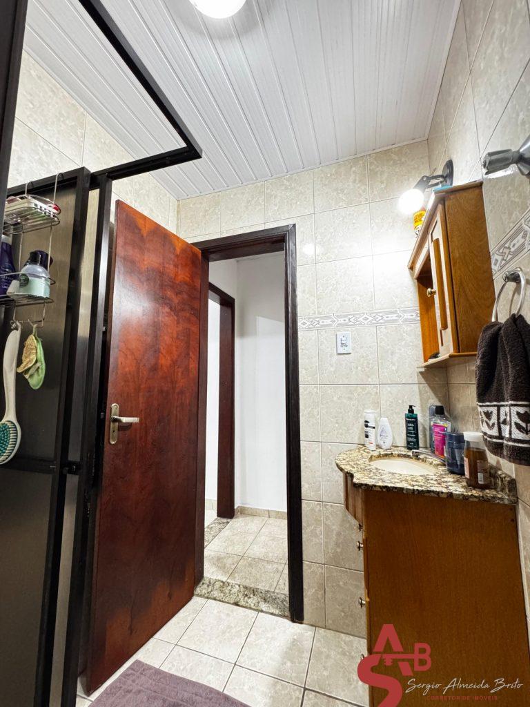 Ótima casa de vila em Campinho.