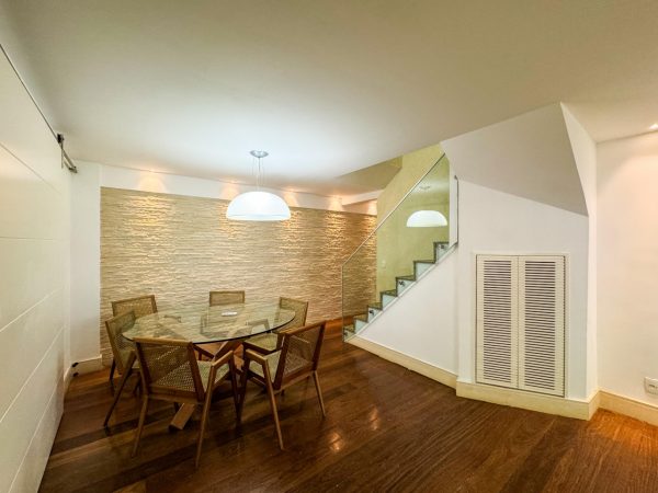 COBERTURA – LAGOA – 3 QUARTOS 1 VAGA