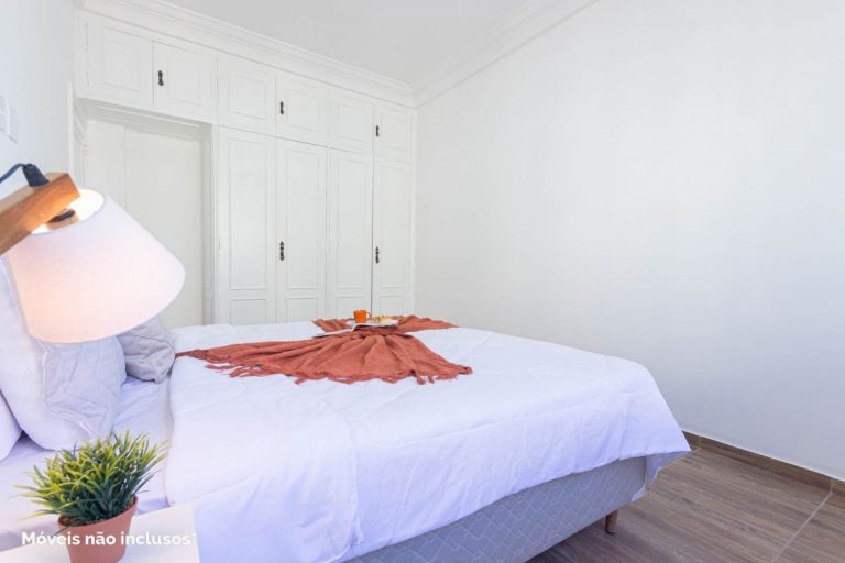 Laranjeiras – Frente – 2 Quartos 1 Vaga