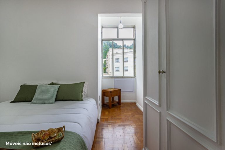 Botafogo – Frente – 3 Quartos 1 suíte – 1 Vaga