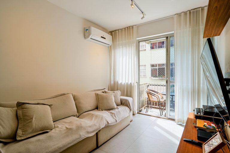 Lagoa – Fonte da Saudade – Fundos – 3 Quartos 1 Vaga