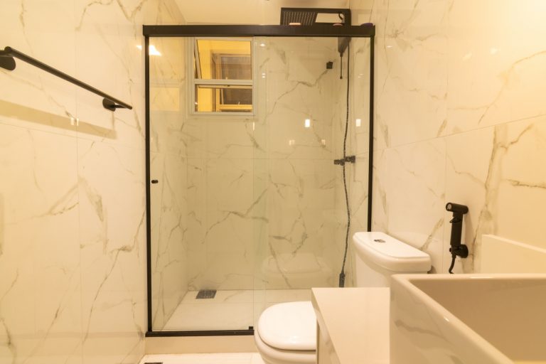 Copacabana – Fundos – 2 Quartos – 75M²