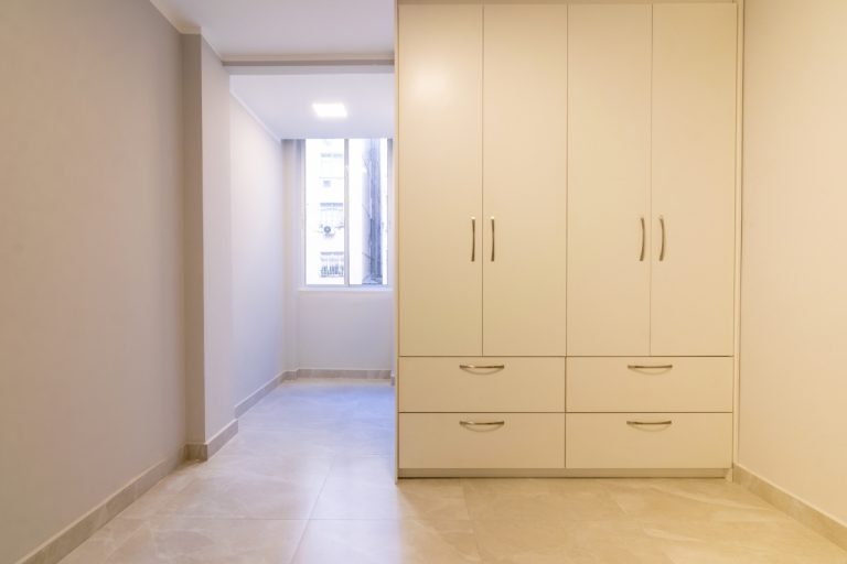 Copacabana – Fundos – 2 Quartos – 75M²