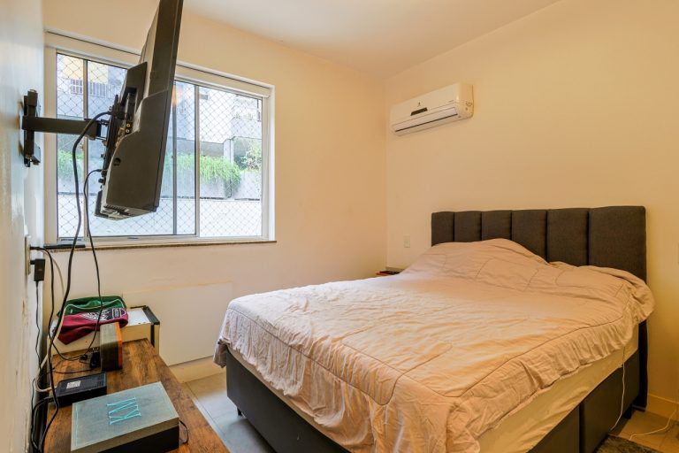 Lagoa – Fonte da Saudade – Fundos – 3 Quartos 1 Vaga