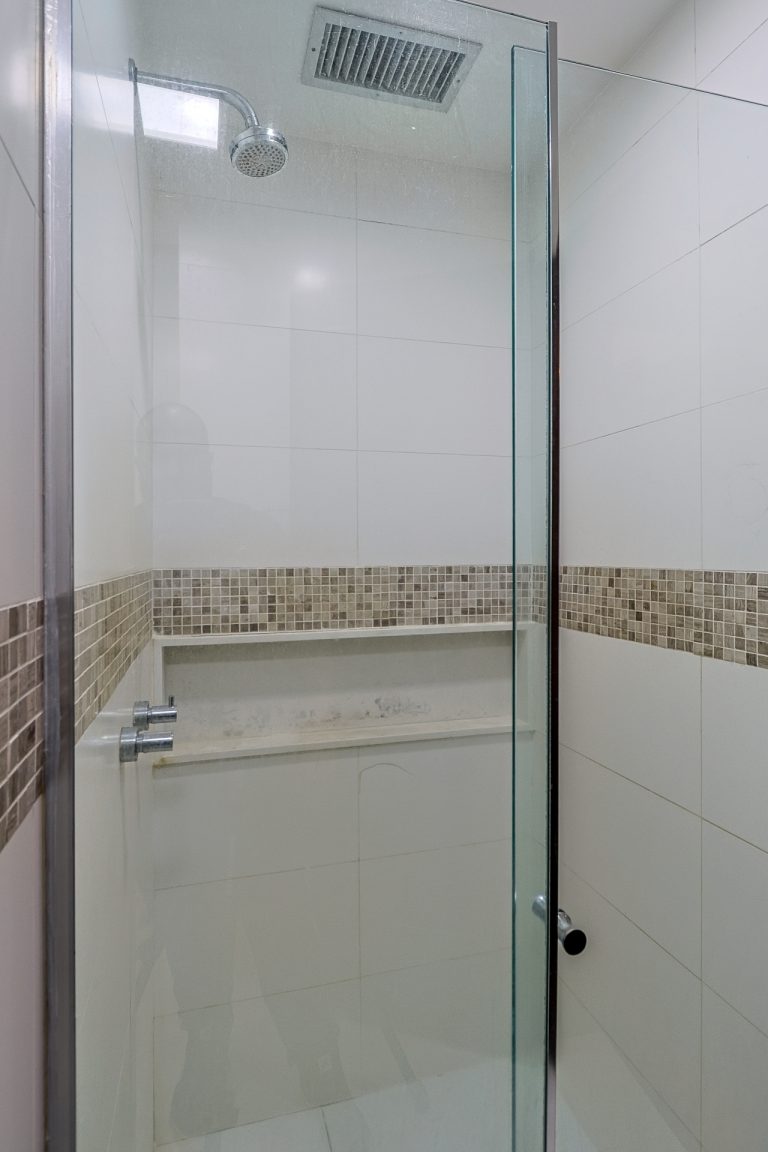 Copacabana – Posto 4 – Frente – 4 Quartos – 1 Vaga Escritura