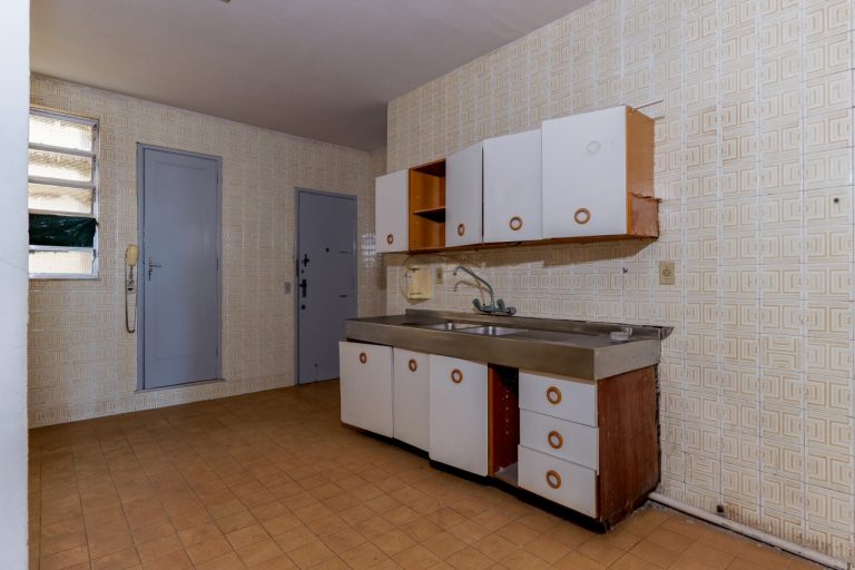 Copacabana – Av. Atlântica – Frente – 3 quartos 1 Suíte – 1 Vaga