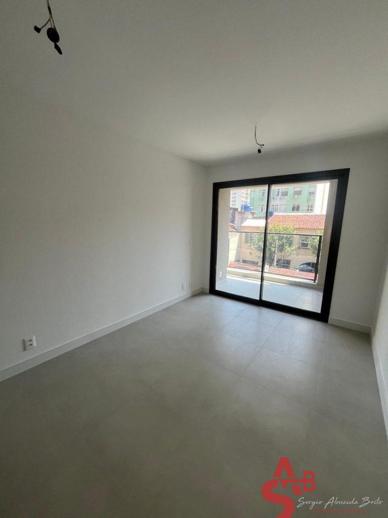 Botafogo – Primeira Locação 2 Quartos (1 suíte) 2 Vagas