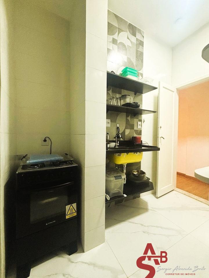 Copacabana – Sala Quarto c/dependência de empregada – Porteira Fechada Posto 4