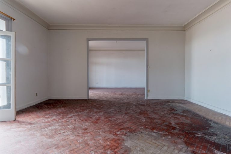 Copacabana – Av. Atlântica – Frente – 3 quartos 1 Suíte – 1 Vaga