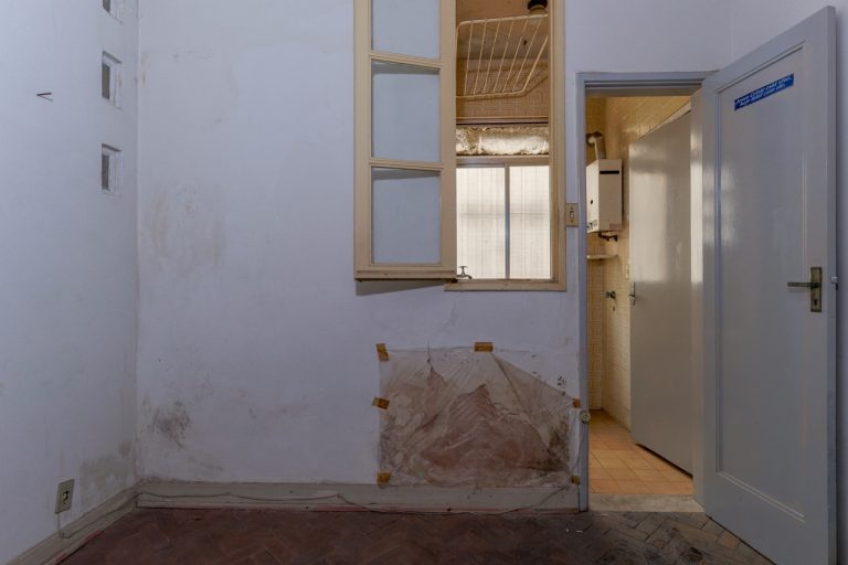 Copacabana – Av. Atlântica – Frente – 3 quartos 1 Suíte – 1 Vaga