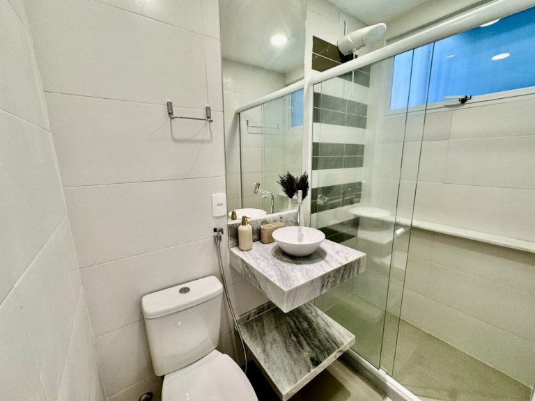 Centro – Quarto e Sala – 41m² – Porteira Fechada