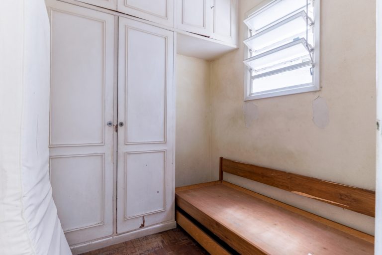 Copanema – Frente – 3 Quartos 1 Suíte – 2 Vagas Escritura – 220m²