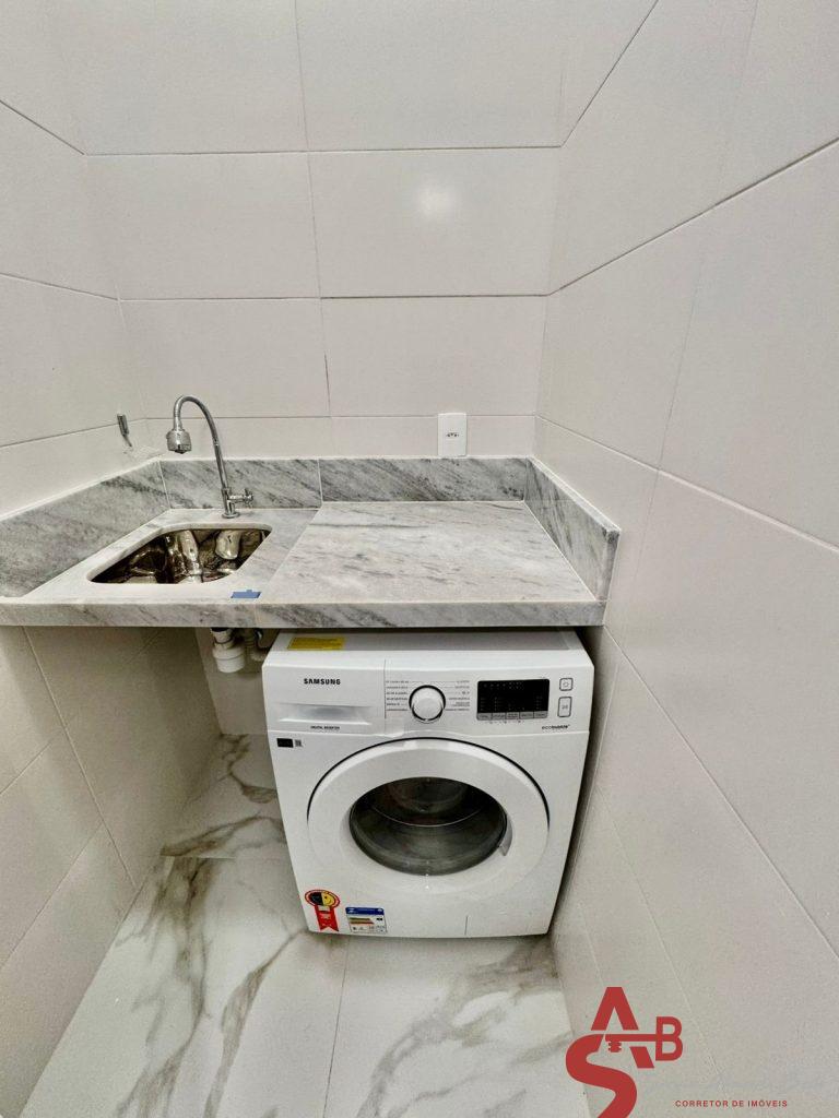 Centro – Quarto e Sala – 41m² – Porteira Fechada