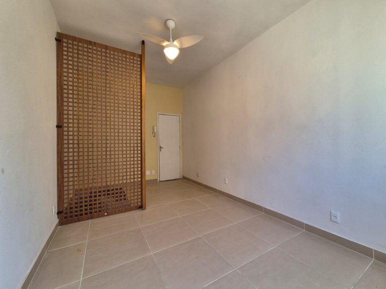 Centro – Studio reformado  Andar Alto