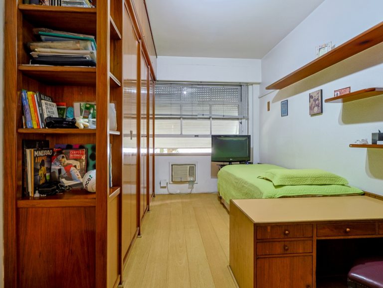 Copacabana – 3 Quartos, 3 Banheiros, 1 Vaga