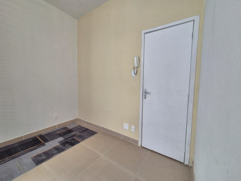 Centro – Studio reformado  Andar Alto