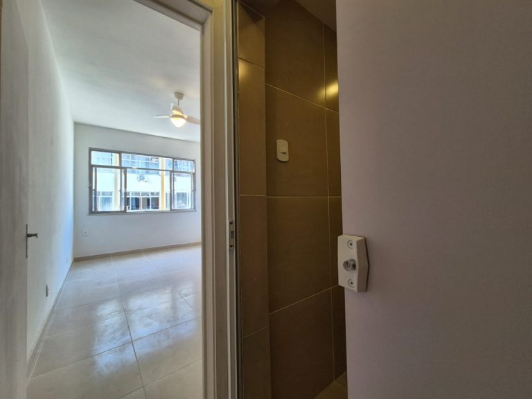 Centro – Studio reformado  Andar Alto