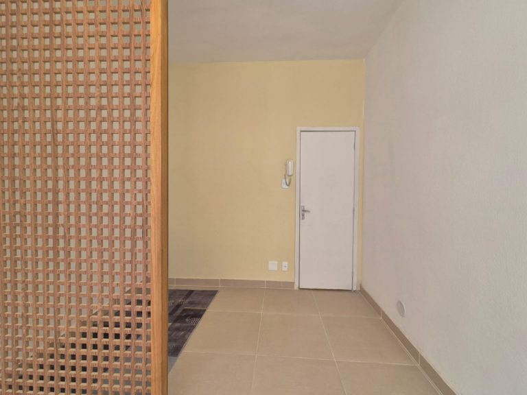 Centro – Studio reformado  Andar Alto