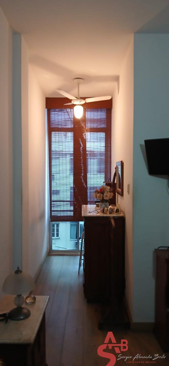 COPACABANA – FRENTE – SOL DA MANHÃ – 2 QUARTOS – PROXIMO AO METRO