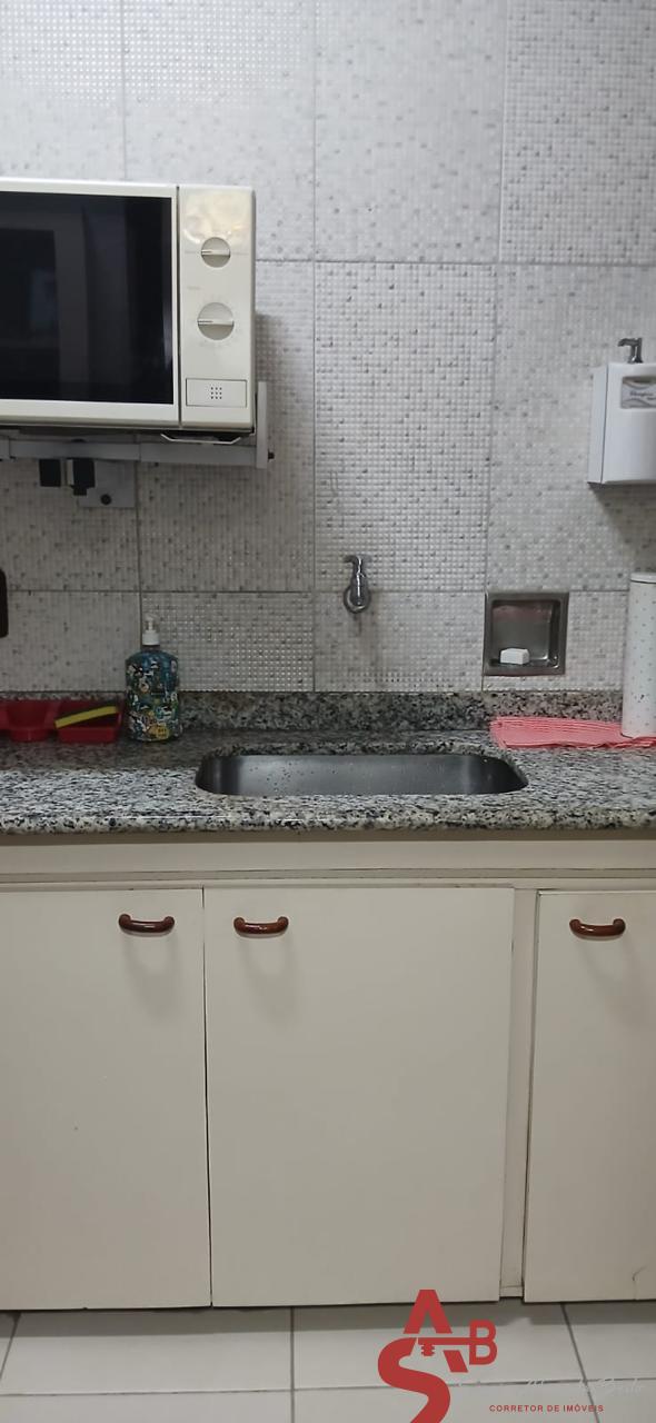 COPACABANA – FRENTE – SOL DA MANHÃ – 2 QUARTOS – PROXIMO AO METRO