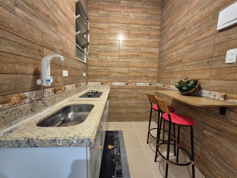 Centro – Studio reformado  Andar Alto