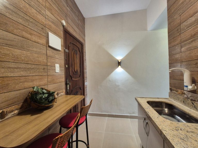 Centro – Studio reformado  Andar Alto