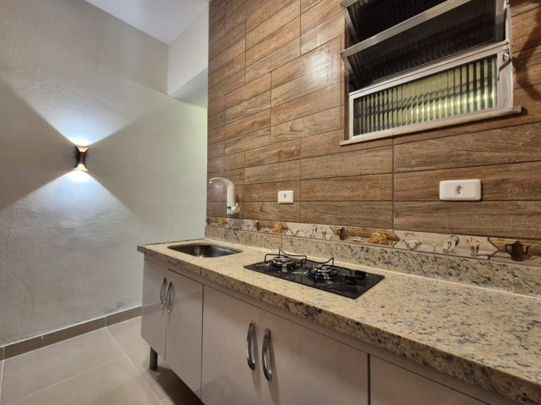 Centro – Studio reformado  Andar Alto