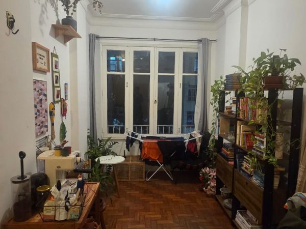 COPACABANA – FRENTE – 2 QUARTOS C/DEPENDÊNCIA