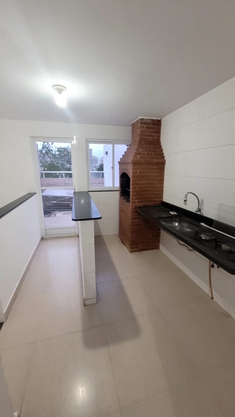 RECREIO – Casa – 3 Quartos 1 suíte – Vaga para 2 carros
