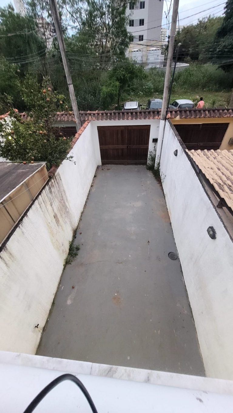 RECREIO – Casa – 3 Quartos 1 suíte – Vaga para 2 carros