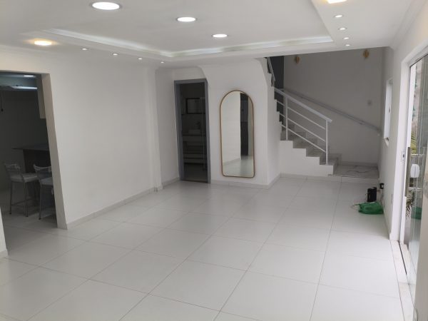 Casa – 3 Quartos 1 Suíte- 2 Vagas Coberta – Campo Grande