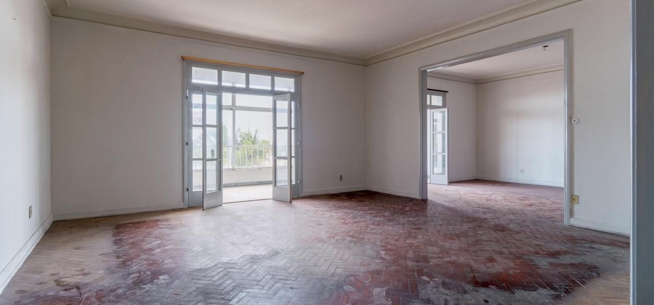 Copacabana – Av. Atlântica – Frente – 3 quartos 1 Suíte – 1 Vaga