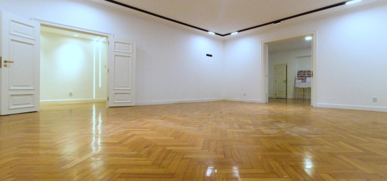 Venha morar no Flamengo. Prédio com total segurança.