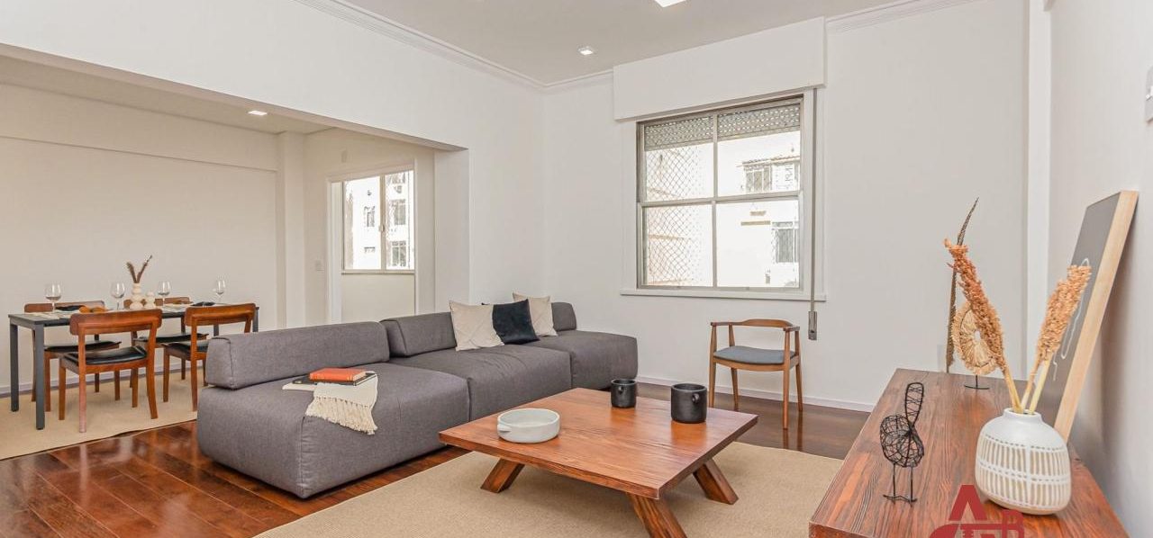 Copacabana – Frente – 2 Quartos – 1 Vaga Escritura